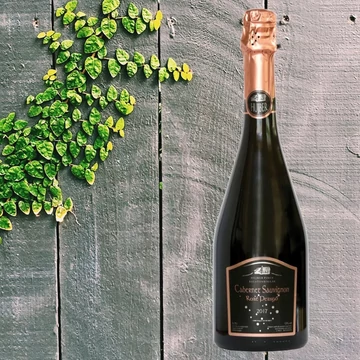 Hujber extra dry rozé pezsgő